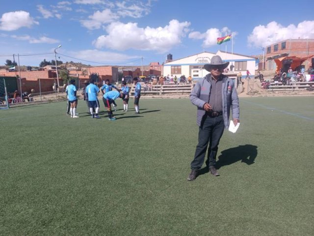 ASOCIACION MUNICIPAL DE FUTBOL DE HUARINA EN NOTICOSAS