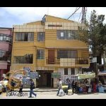 Las Oficinas de la FEJUVE DE LA CIUDAD DE EL ALTO, en la avenida 6 de Marzo.